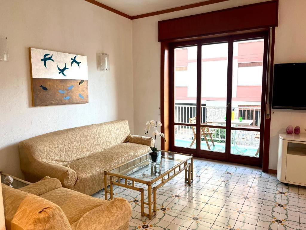 Apartment Large Family Appartament With Pool Sorrento
