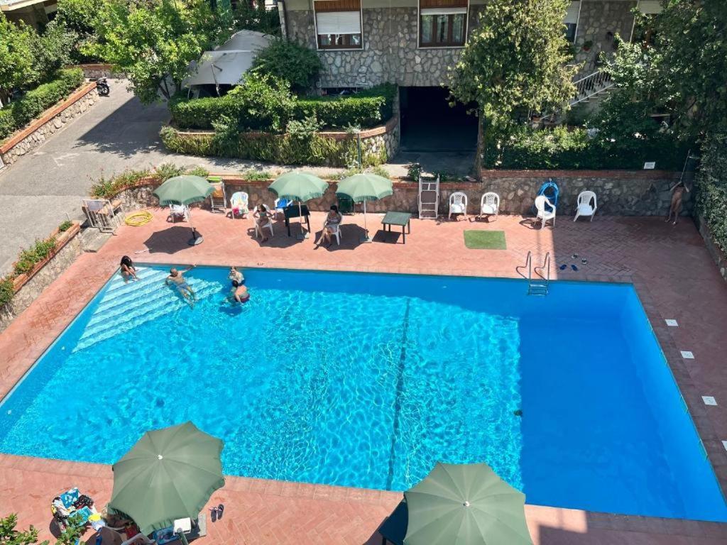 Apartment Large Family Appartament With Pool *